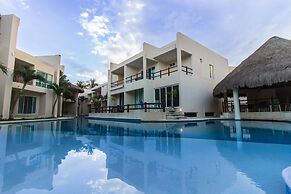 Coral Maya Stay Suites