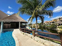 Coral Maya Stay Suites