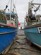 Cadgwith Cove Inn