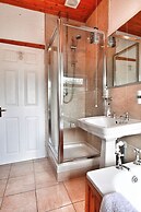 Elagh View Bed & Breakfast