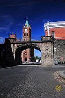 Elagh View Bed & Breakfast