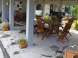 Pacific Lagoon Apartments