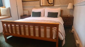 Kings Boutique Hotel