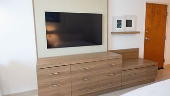 Holiday Inn Acapulco La Isla by IHG