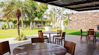 Holiday Inn Acapulco La Isla by IHG