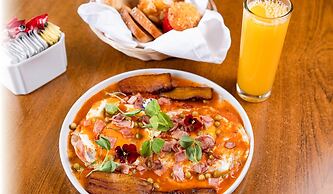 Holiday Inn Acapulco La Isla by IHG