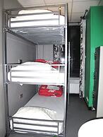 Peace & Love - Hostel