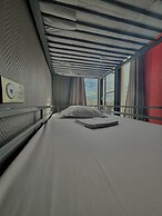 Peace & Love - Hostel