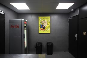 Peace & Love - Hostel