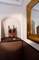 THC Tirso Molina Hostel