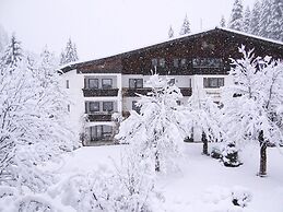 Hotel Alpenhaus Evianquelle