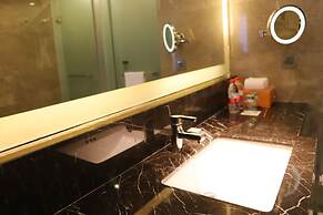 Renaissance Huizhou Hotel