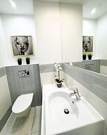 Platinum Towers Country 2 Country