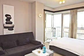 Platinum Towers Country 2 Country