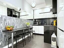 Platinum Towers Country 2 Country