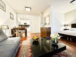 Platinum Towers Country 2 Country