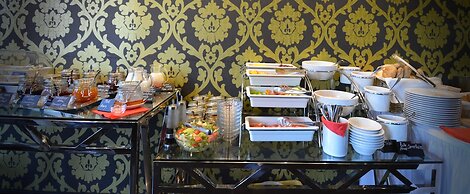 Pytloun City Boutique Self Check-in Hotel