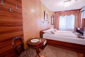 Hotel Herc