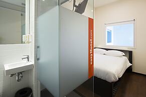 easyHotel Amsterdam City Centre South
