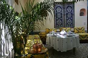Riad Lalla Fatima