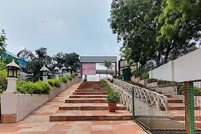 Vibe By The Lalit Traveller