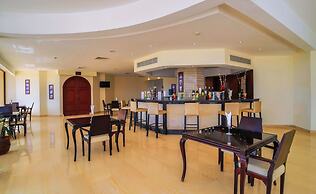 Blend Elphistone Resort
