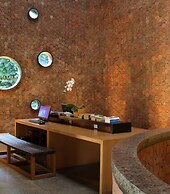 Cross Paasha Bali Seminyak