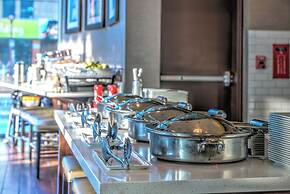 Holiday Inn Hotel & Suites Saskatoon Downtown by IHG