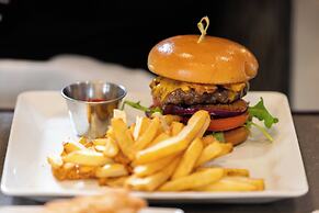 Holiday Inn Hotel & Suites Saskatoon Downtown by IHG