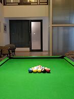 Living Room by Seasons Hotels