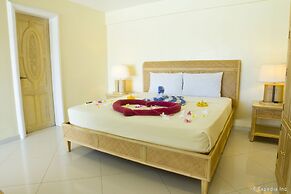 Lingganay Boracay Hotel Resort