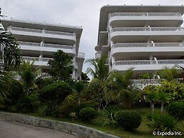 Lingganay Boracay Hotel Resort
