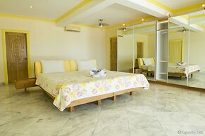 Lingganay Boracay Hotel Resort