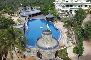 Lingganay Boracay Hotel Resort