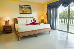 Lingganay Boracay Hotel Resort