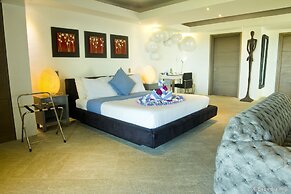 Lingganay Boracay Hotel Resort