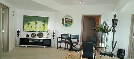 Lingganay Boracay Hotel Resort
