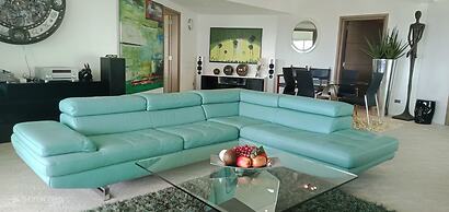 Lingganay Boracay Hotel Resort