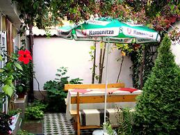 Guest House Zodiac