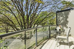 Ramada Encore by Wyndham Belconnen Canberra