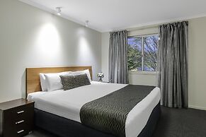Ramada Encore by Wyndham Belconnen Canberra