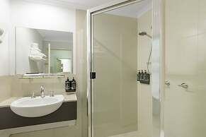 Ramada Encore by Wyndham Belconnen Canberra