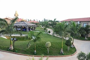 Confident Amoon - The Glamour Spa and Resort