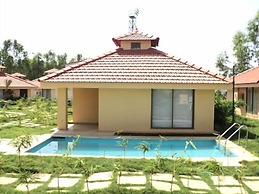 Confident Amoon - The Glamour Spa and Resort