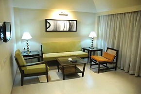 Confident Amoon - The Glamour Spa and Resort