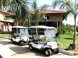 Confident Amoon - The Glamour Spa and Resort