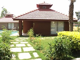 Confident Amoon - The Glamour Spa and Resort