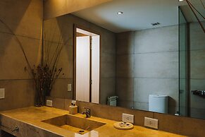 Plaza Paradiso Petit Hotel