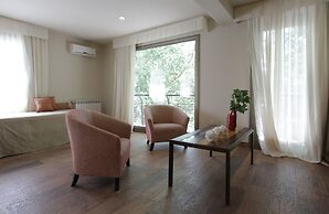 Plaza Paradiso Petit Hotel