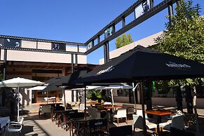 Plaza Paradiso Petit Hotel